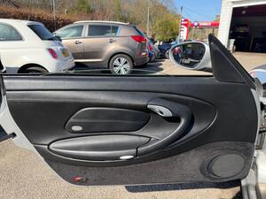 Porsche 911 3.6 996 Carrera 2 Cabriolet 2dr Petrol Tiptronic S (274 g/km, 315 BHP)