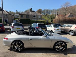 Porsche 911 3.6 996 Carrera 2 Cabriolet 2dr Petrol Tiptronic S (274 g/km, 315 BHP)