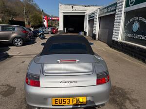 Porsche 911 3.6 996 Carrera 2 Cabriolet 2dr Petrol Tiptronic S (274 g/km, 315 BHP)
