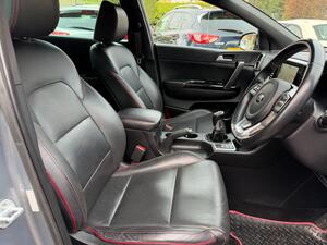 Kia Sportage 1.6 CRDI GT-Line SUV 5dr Diesel Manual EURO 6 (s/s) (134 BHP)