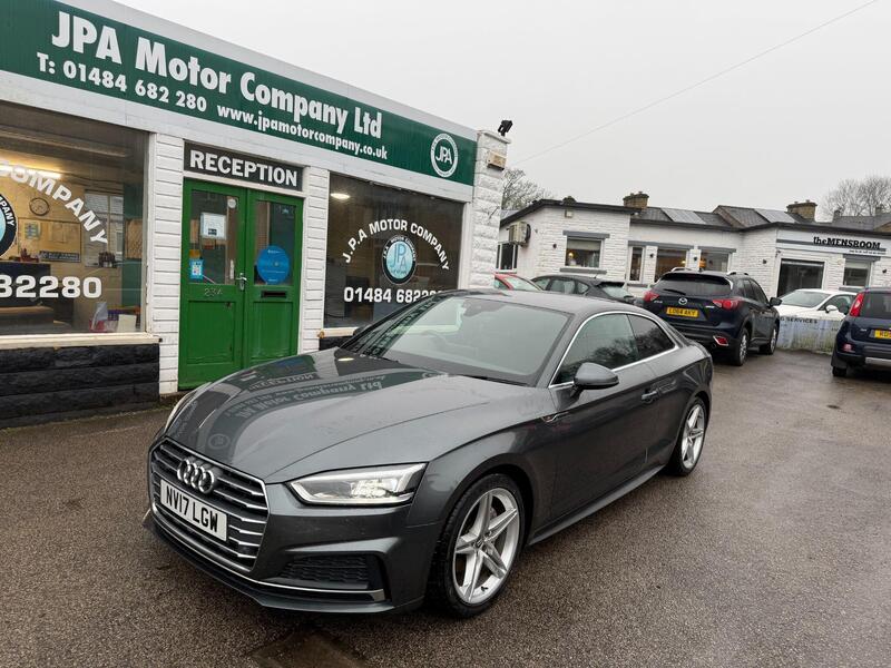 Audi A5 2.0 TDI S LINE Coupe 2dr Diesel S Tronic quattro EURO 6 (s/s) (190 PS)
