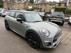 MINI Hatch 1.5 Cooper Sport Hatchback 5dr Petrol Manual EURO 6 (s/s) (136 PS)