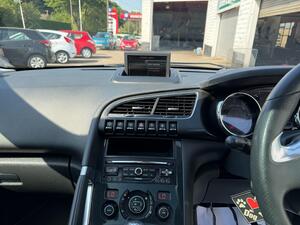 Peugeot 3008 1.6 HDI Allure SUV 5dr Diesel Manual EURO 5 (115 PS)