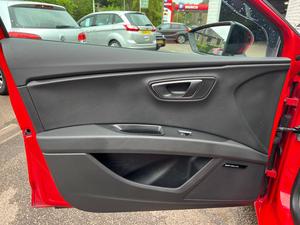 SEAT Leon 2.0 TDI FR Sport Tourer Euro 6 (s/s) 5dr