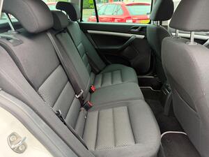 Skoda Octavia 2.0 TDI Scout Estate 5dr Diesel Manual 4WD EURO 5 (140 PS)