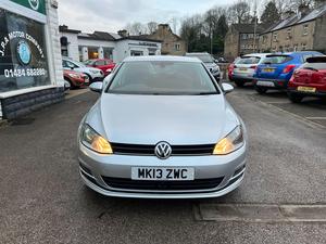 Volkswagen Golf 2.0 TDI BlueMotion Tech GT Euro 5 (s/s) 5dr