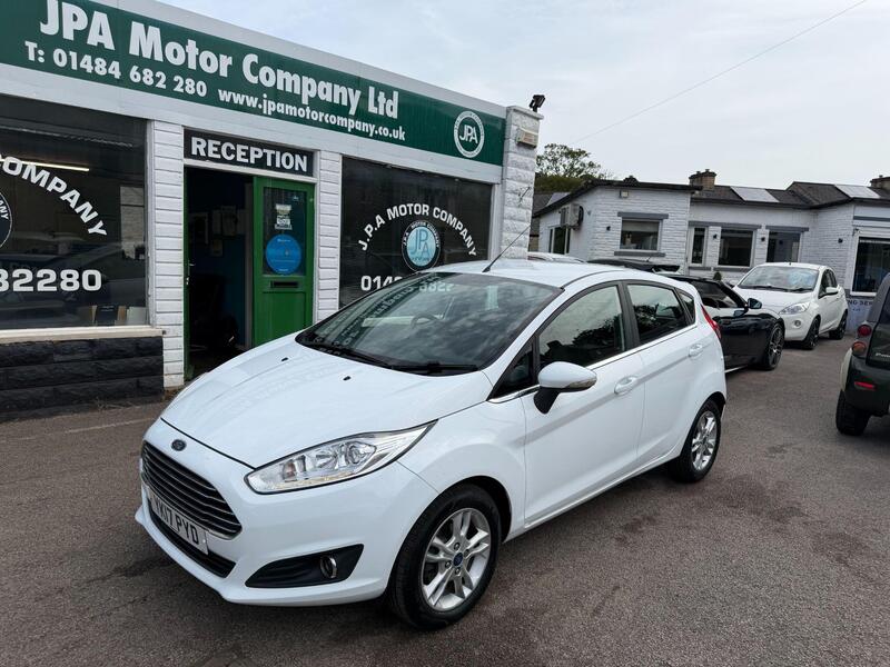 Ford Fiesta 1.25 Zetec Hatchback 5dr Petrol Manual EURO 6 (82 PS)