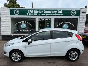 Ford Fiesta 1.25 Zetec Hatchback 5dr Petrol Manual EURO 6 (82 PS)