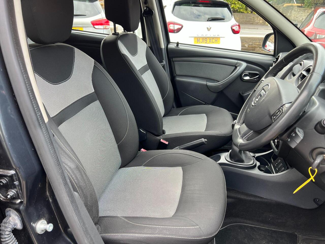 Dacia Duster 1.5 dCi Prestige SUV 5dr Diesel Manual Euro 6 (s/s) (110 ps)