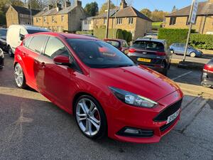 Ford Focus 2.0T EcoBoost ST-2 Hatchback 5dr Petrol Manual EURO 6 (s/s) (250 PS)