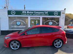 Ford Focus 2.0T EcoBoost ST-2 Hatchback 5dr Petrol Manual EURO 6 (s/s) (250 PS)