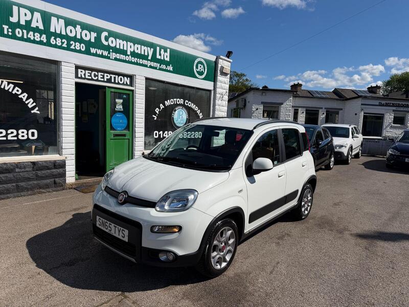 Fiat Panda 0.9 TwinAir Trekking Hatchback 5dr Petrol Manual EURO 6 (s/s) (85 BHP)