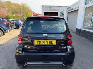 Smart fortwo 1.0 MHD Passion Coupe 2dr Petrol SoftTouch EURO 5 (s/s) (71 BHP)