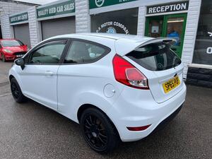 Ford Fiesta 1.25 Style Hatchback 3dr Petrol Manual EURO 5 (60 PS)