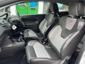 Ford Fiesta 1.25 Style Hatchback 3dr Petrol Manual EURO 5 (60 PS)