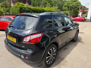 Nissan Qashqai 1.5 DCI n-tec SUV 5dr Diesel Manual 2WD EURO 5 (110 PS)