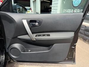 Nissan Qashqai 1.5 DCI n-tec SUV 5dr Diesel Manual 2WD EURO 5 (110 PS)
