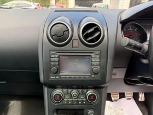 Nissan Qashqai 1.5 DCI n-tec SUV 5dr Diesel Manual 2WD EURO 5 (110 PS)