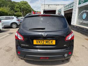 Nissan Qashqai 1.5 DCI n-tec SUV 5dr Diesel Manual 2WD EURO 5 (110 PS)