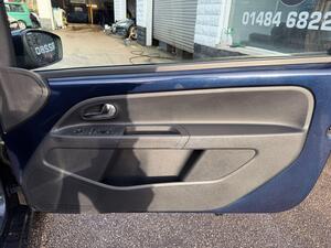 Volkswagen up! 1.0 HIGH UP! Hatchback 3dr Petrol Manual EURO 5 (75 PS)