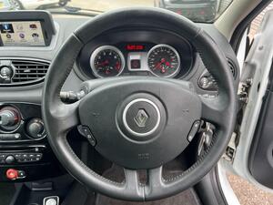 Renault Clio 1.2 Dynamique TomTom Euro 5 5dr