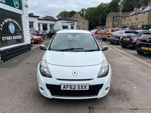 Renault Clio 1.2 Dynamique TomTom Euro 5 5dr