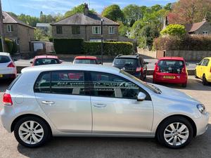 Volkswagen Golf 1.6 TDI Match DSG Euro 5 5dr
