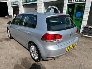 Volkswagen Golf 1.6 TDI Match DSG Euro 5 5dr