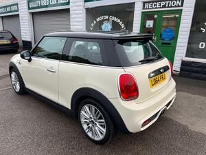 MINI Hatch 2.0 Cooper S Hatchback 3dr Petrol Manual EURO 6 (s/s) (192 PS)