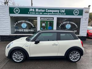 MINI Hatch 2.0 Cooper S Hatchback 3dr Petrol Manual EURO 6 (s/s) (192 PS)