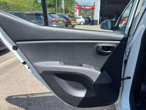 Hyundai i10 1.2 Active Auto Euro 5 5dr