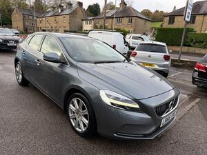 Volvo V40 2.0 D2 Inscription Hatchback 5dr Diesel Manual EURO 6 (s/s) (120 PS)