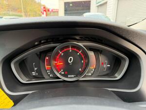 Volvo V40 2.0 D2 Inscription Hatchback 5dr Diesel Manual EURO 6 (s/s) (120 PS)