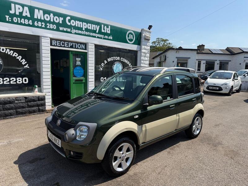Fiat Panda 1.3 MultiJet 16V 4X4 Cross Hatchback 5dr Diesel Manual (136 g/km, 70 BHP)