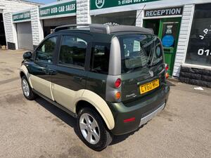 Fiat Panda 1.3 MultiJet 16V 4X4 Cross Hatchback 5dr Diesel Manual (136 g/km, 70 BHP)