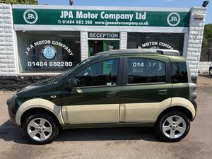 Fiat Panda 1.3 MultiJet 16V 4X4 Cross Hatchback 5dr Diesel Manual (136 g/km, 70 BHP)
