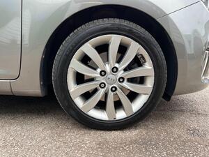 Kia Carens 1.7 CRDI EcoDynamics 3 MPV 5dr Diesel Manual EURO 5 (s/s) (134 BHP)
