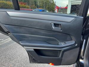 Mercedes-Benz E Class 2.1 E220 BlueTEC AMG Night Edition (Premium) Estate 5dr Diesel G-Tronic+ EURO 6 (s/s) (177 PS)