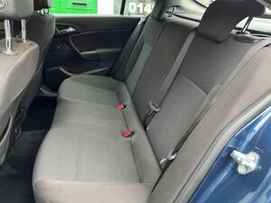 Vauxhall Insignia 2.0 CDTI ecoFLEX Design Hatchback 5dr Diesel Manual EURO 5 (s/s) (120 PS)