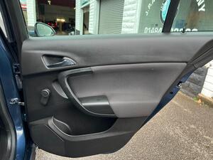 Vauxhall Insignia 2.0 CDTI ecoFLEX Design Hatchback 5dr Diesel Manual EURO 5 (s/s) (120 PS)