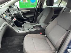 Vauxhall Insignia 2.0 CDTI ecoFLEX Design Hatchback 5dr Diesel Manual EURO 5 (s/s) (120 PS)
