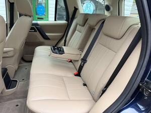 Land Rover Freelander 2 2.2 TD4 HSE SUV 5dr Diesel CommandShift 4WD EURO 5 (150 PS)