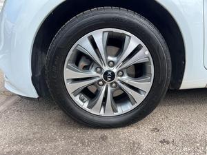 Kia Venga 1.6 3 Euro 6 (s/s) 5dr