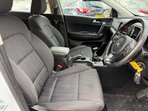 Kia Sportage 1.6 GDI 1 SUV 5dr Petrol Manual EURO 6 (s/s) (130 BHP)