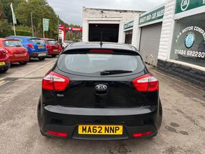 Kia Rio 1.25 1 Hatchback 5dr Petrol Manual EURO 5 (84 BHP)