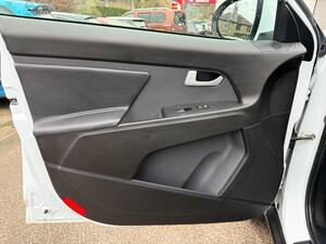 Kia Sportage 2.0 CRDI KX-2 SUV 5dr Diesel AUTO AWD EURO 5 (134 BHP)