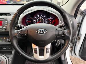 Kia Sportage 2.0 CRDI KX-2 SUV 5dr Diesel AUTO AWD EURO 5 (134 BHP)