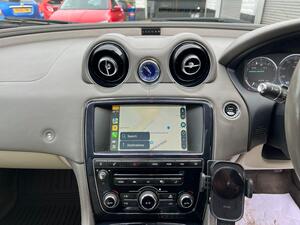 Jaguar XJ 3.0d V6 Portfolio Saloon 4dr Diesel Auto Euro 5 (s/s) (275 ps)