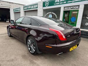 Jaguar XJ 3.0d V6 Portfolio Saloon 4dr Diesel Auto Euro 5 (s/s) (275 ps)