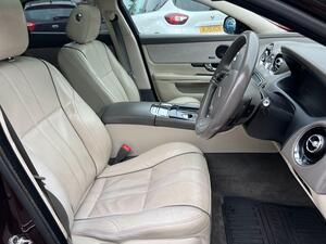 Jaguar XJ 3.0d V6 Portfolio Saloon 4dr Diesel Auto Euro 5 (s/s) (275 ps)